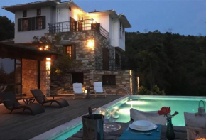 Art Luxury Resort Villa, Volos